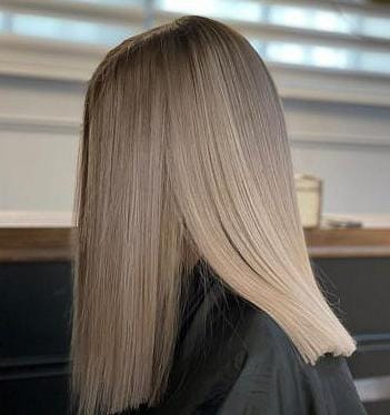 سالن تخصصی کراتین و احیا و صافی آذین در قائمشهر